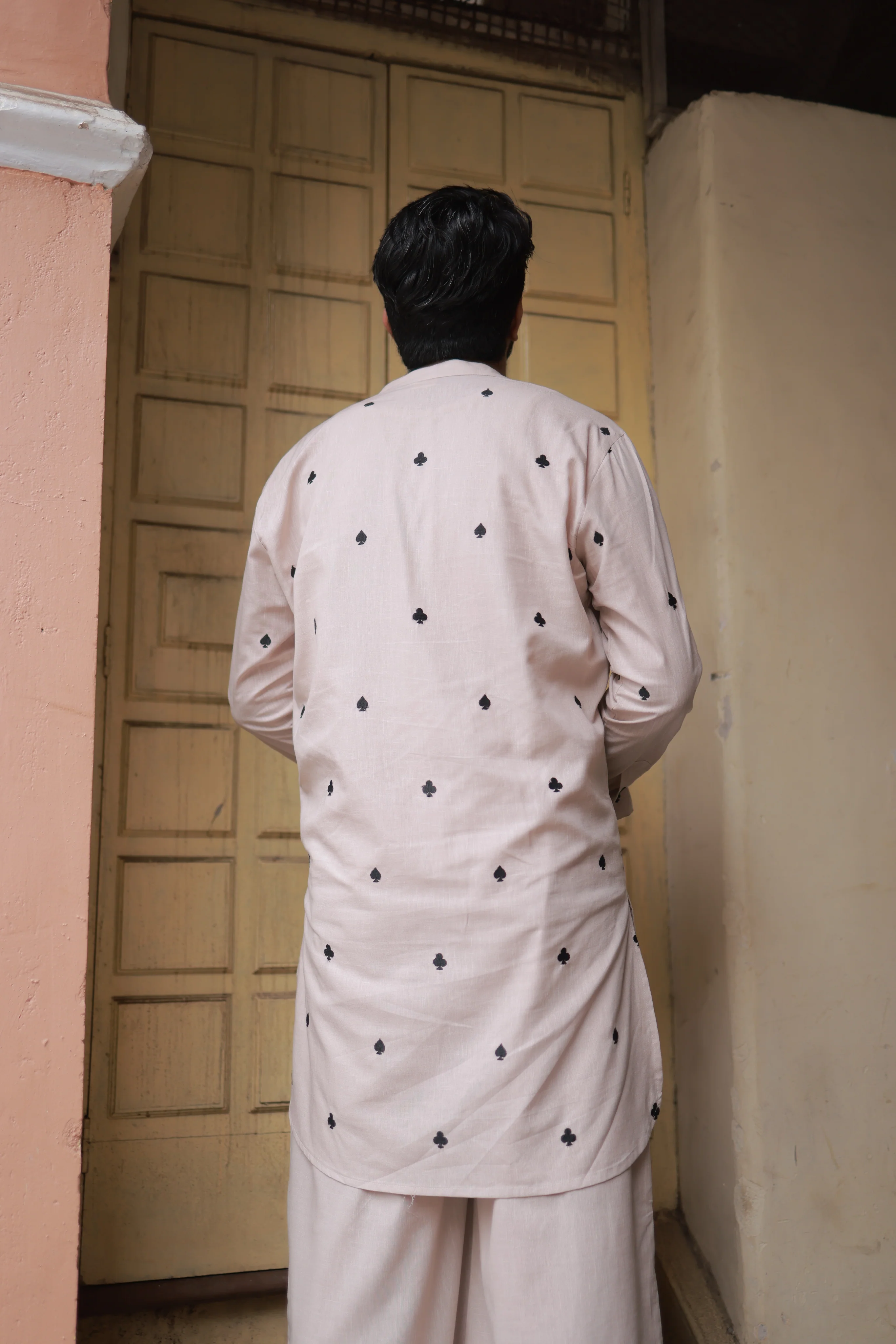 Clubs & Spades - Beige Kurta set - Image 10