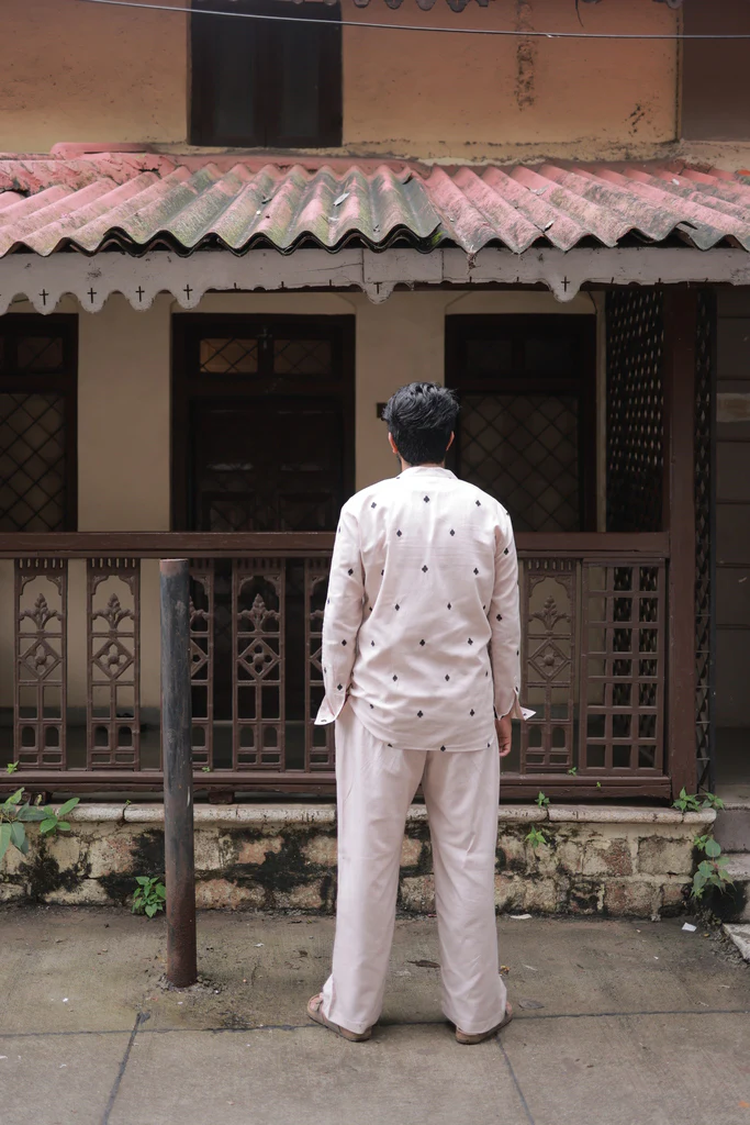 Clubs & Spades-Beige Short Kurta - Image 8