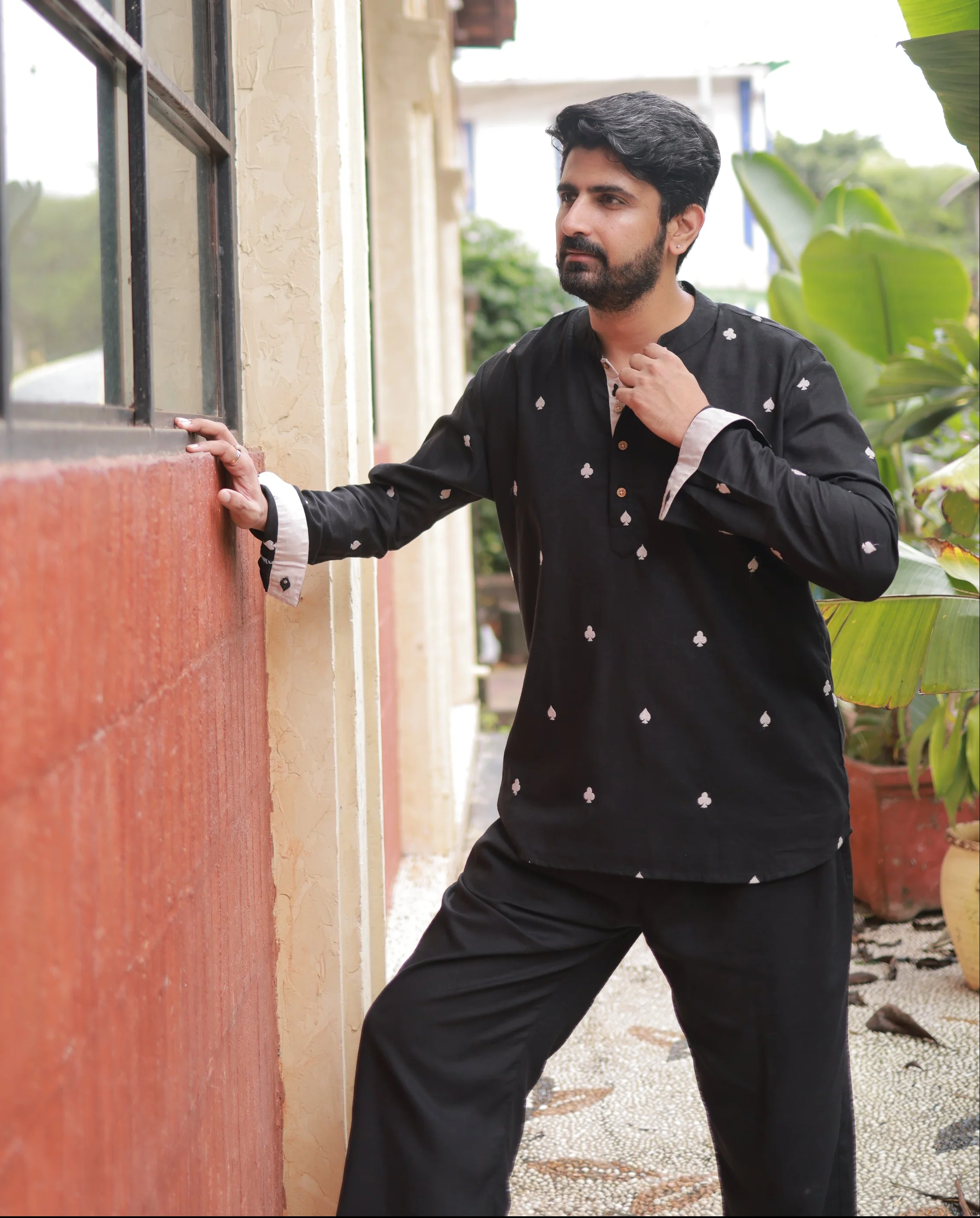 Clubs & Spades-BL Short Kurta - Image 7